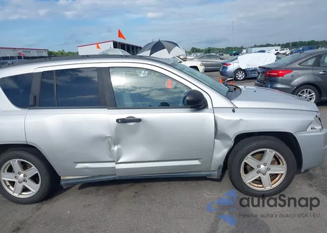 2007 Jeep Compass Sport из США, поврежденный, VIN 1J8FT47W87D211171